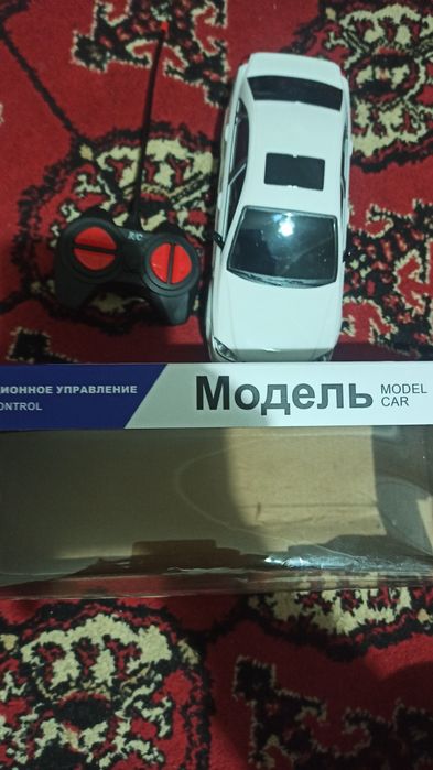 Mashina pultlik yosh bolalar uchun sotiladi