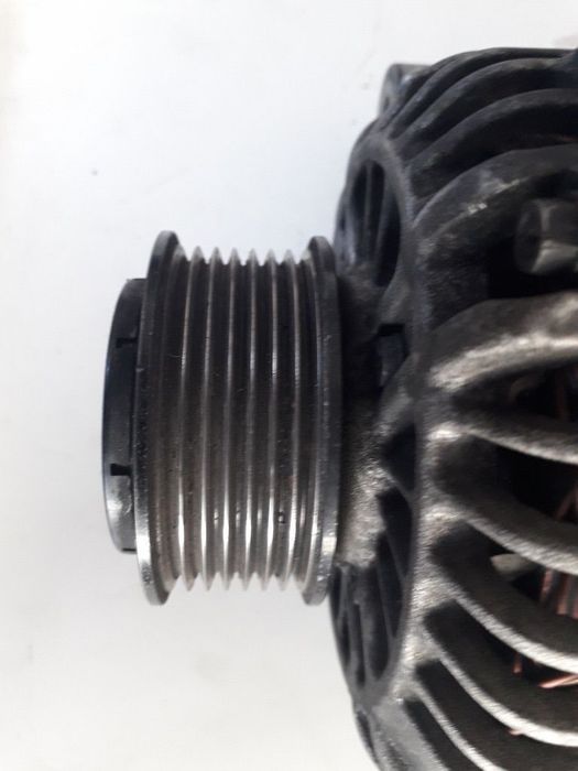 alternator kia sorento 2.5 crdi 37300-4a110 37300 4a110 373004a112 af111393 ta000a62401 2002-2008