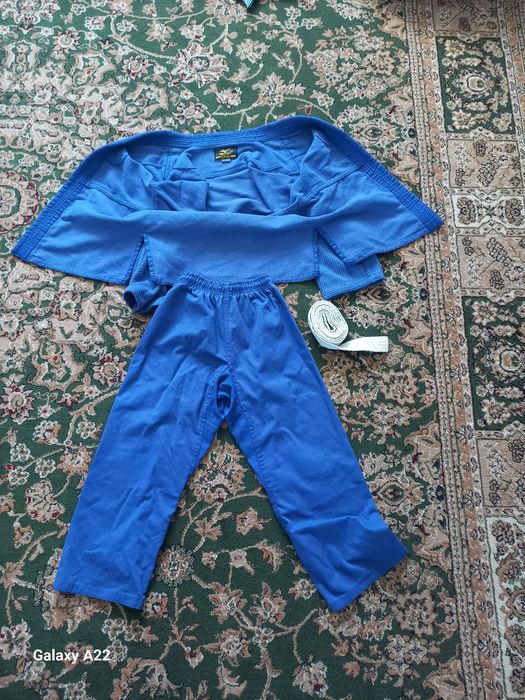 Продам кимоно для дзюдо