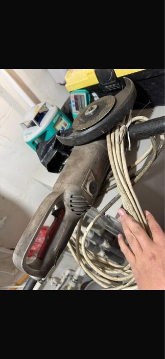 Инструменты для работы.