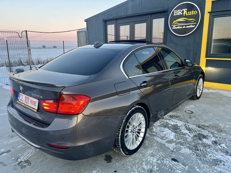 BMW 320d Luxury / Trapa / Camera marsarier/ Keyless