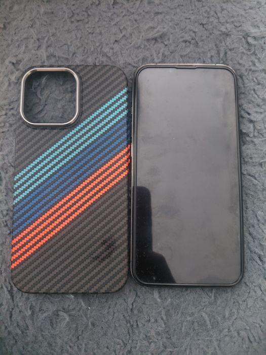 Продам телефон айфон 13 про