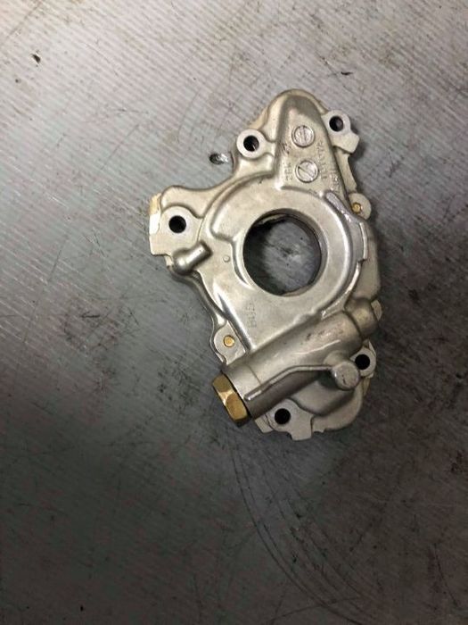 pompa ulei 1.6 b  322e52 toyota corolla