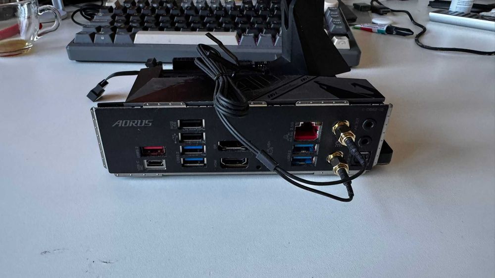 Placă de bază Mini-ITX Gigabyte B760I AORUS PRO DDR5 - Socket 1700