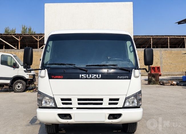 Isuzu NQR 71 Sotiladi. Yili 2013. Probeg 946.000 km.Salarka.