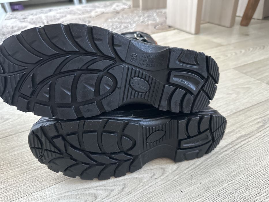 Рабочие сапоги новые, 41 размер