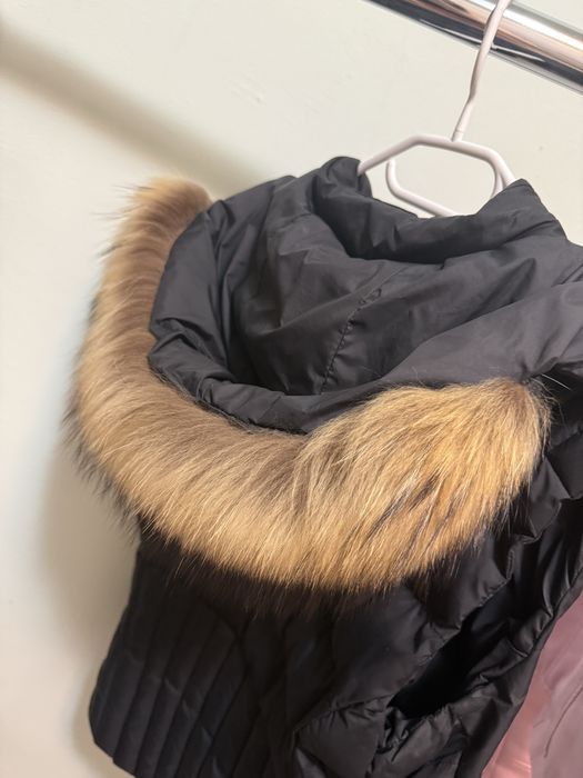 Vestă Moncler cu glugă