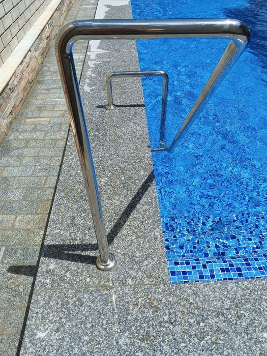 Электрические полотенцесушители, водянные полотенцесушители перила и л