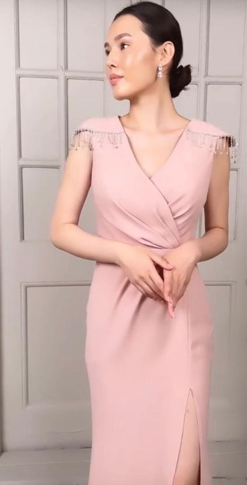 Платье вечернее