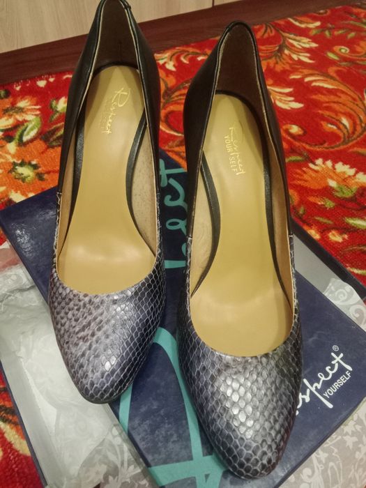 Продам стильные туфельки, новые