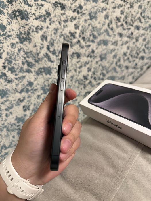 Iphone 15 pro без ремонта