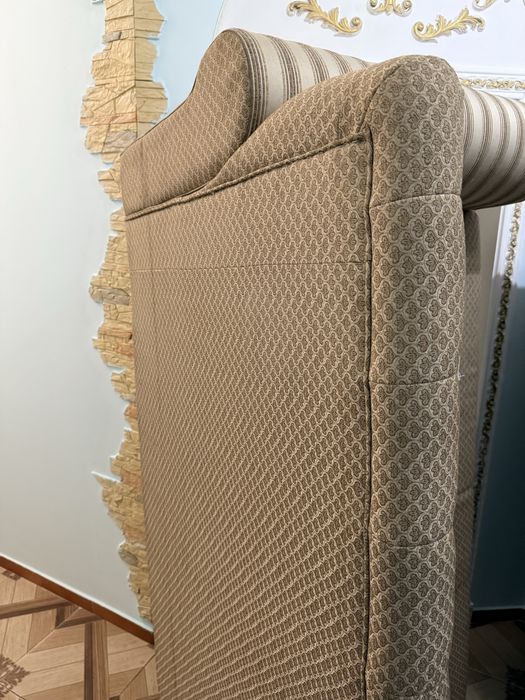 Столы стулья диваны