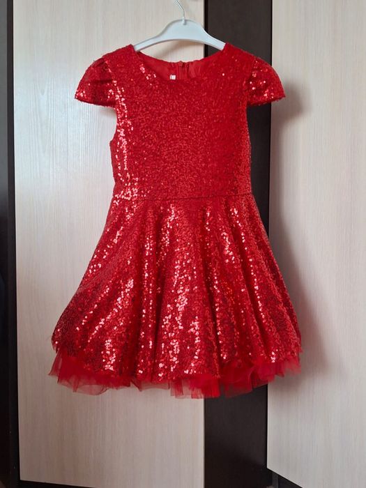 продам детское платье