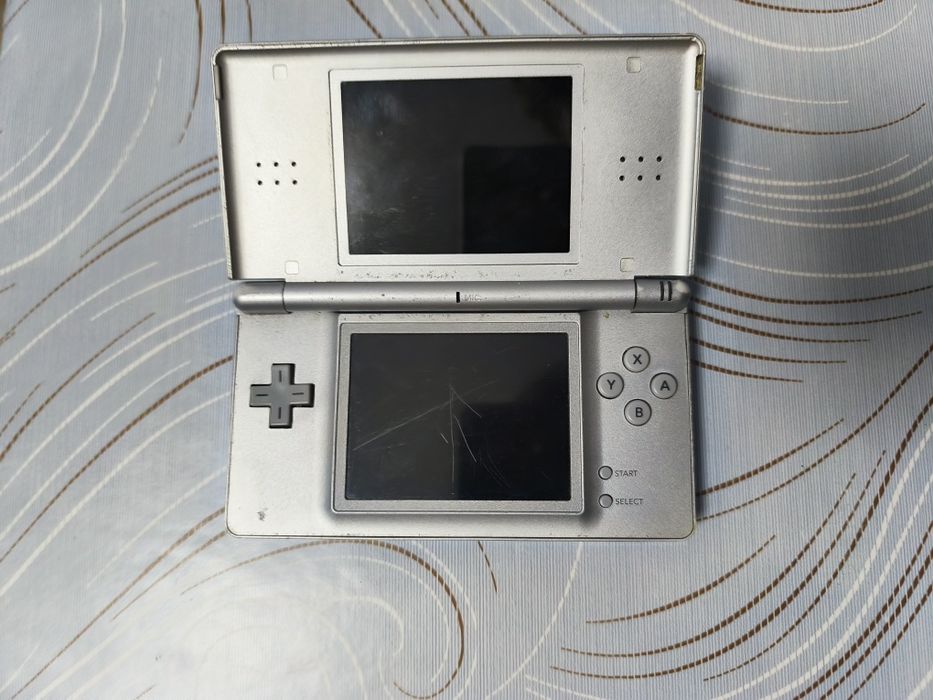 Nintendo DS lite cu jocuri