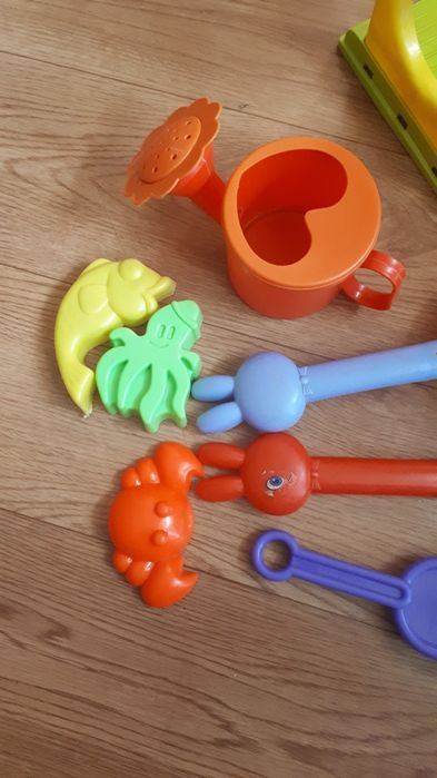Игрушки для песочницы