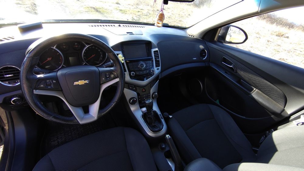 Autoturism Chevrolet Cruz