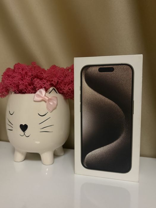 *Iphone 15  Pro*