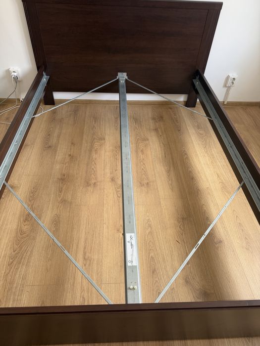 Pat Ikea 140x200cm, saltea inclusa