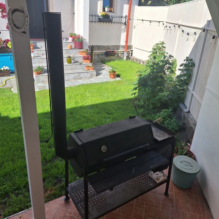 Gratar/BBQ Hestya