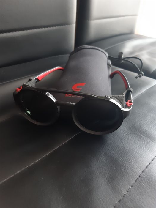 Carrera слънчеви очила