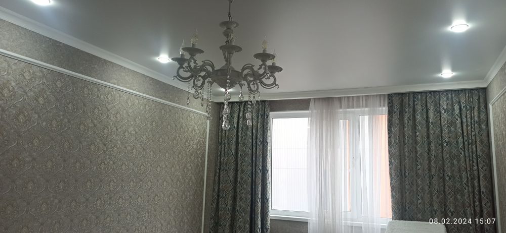 Продам люстры. Самовывоз.