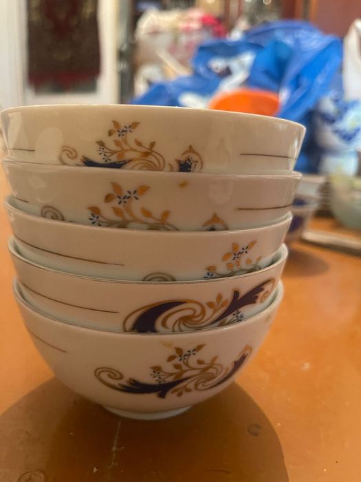 одна по 100тенге