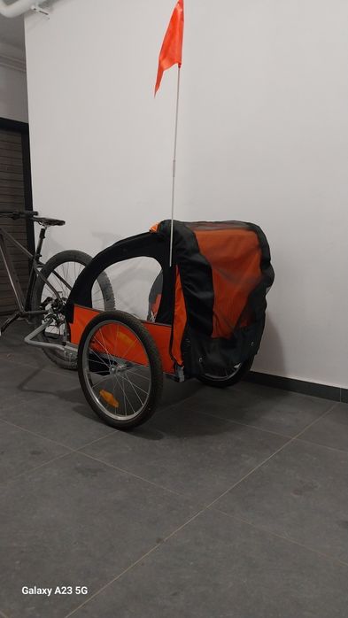 Remorca pentru copii