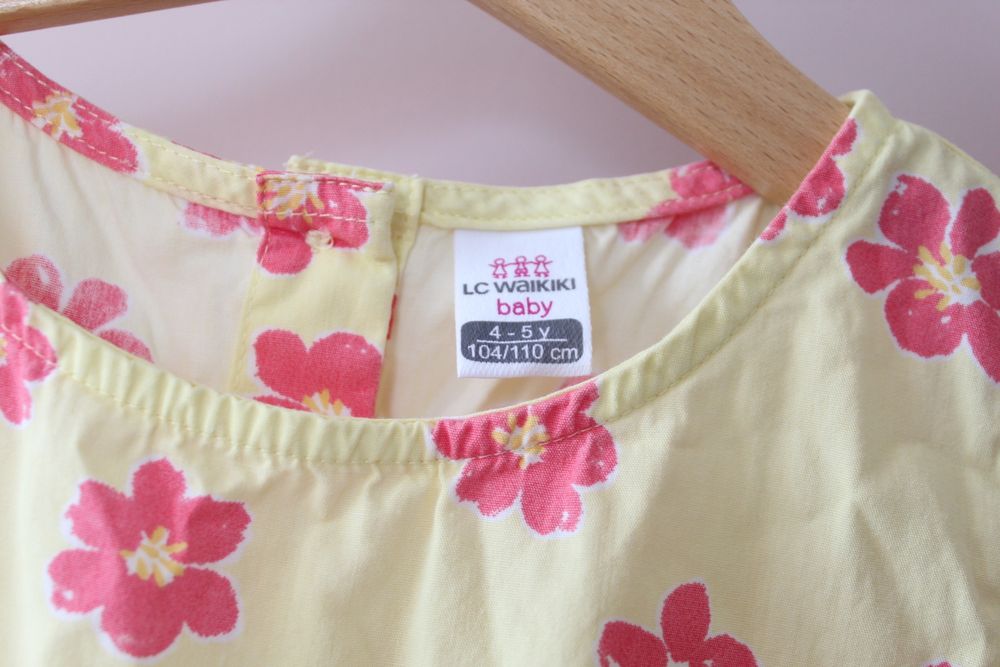 Benetton LC Waikiki Детски Рокли 4 г