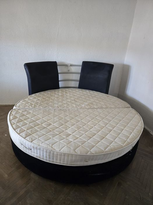 Спалня кръгла много добро състояние