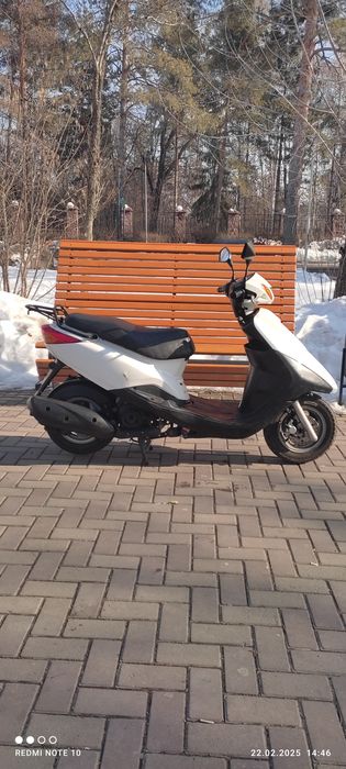 Продам мопед Yamaha axis trit 125.