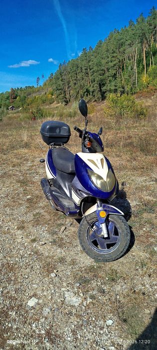 Vand sau schimb scuter 50cc 4t