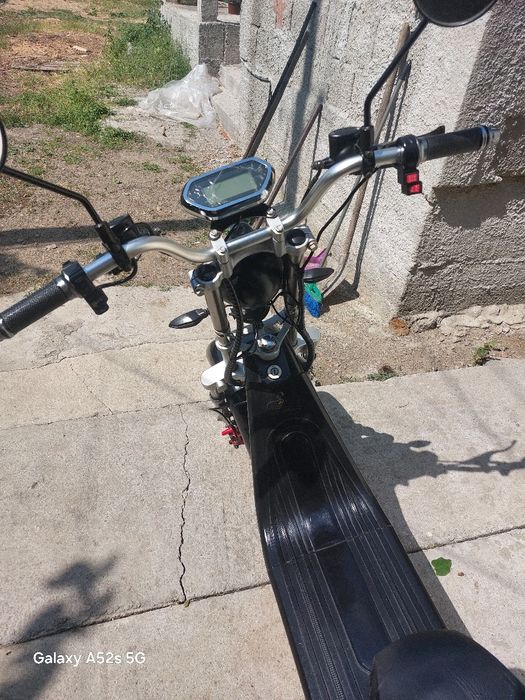 Vând scuter electric