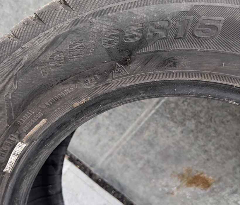 Продам пару летних шин