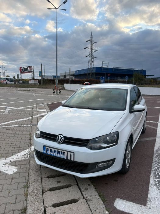 VOLKSWAGEN Polo 2011 — imagine 3