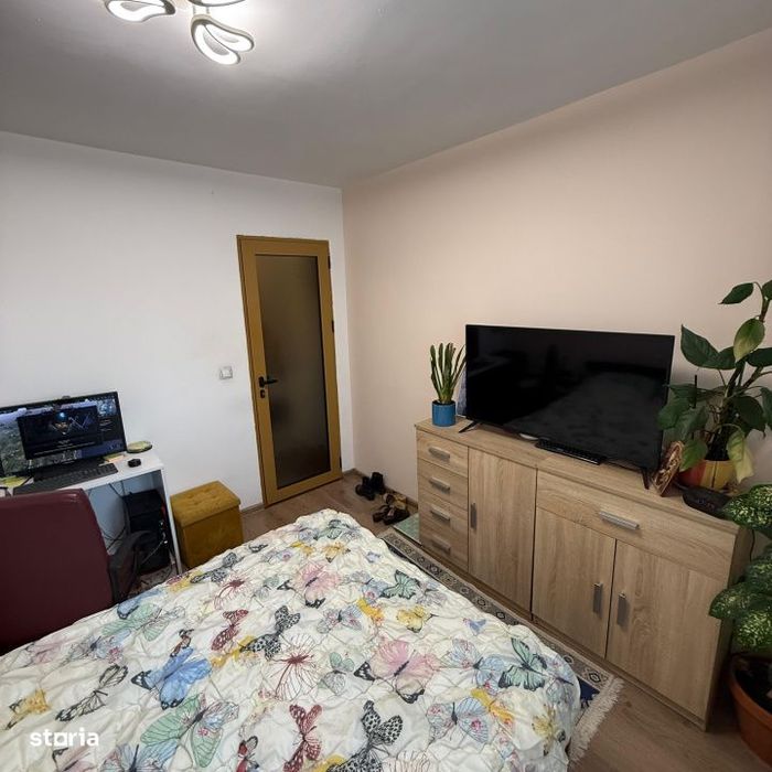Apartament cu 3 camere, etaj 2, Str. Victor Babes