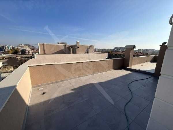 Продава се Тристаен апартамент в Пловдив, Остромила - 125 кв.м за 952 €/кв.м - Снимка #5