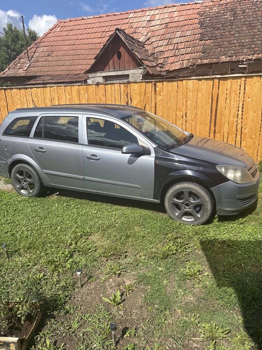 De vanzare opel astra combi benzina