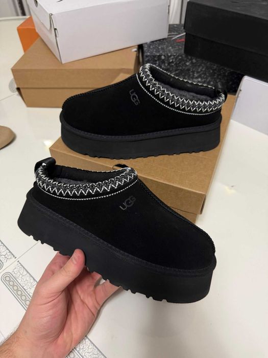 Ugg Tazz Black Low