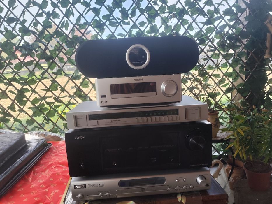 Denon avr 500 funcționează 10 din 10