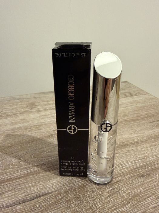Продам блеск для губ Armani Prisma Glass