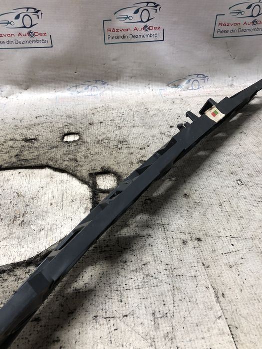 suport central bara spate  volkswagen golf 5 2006