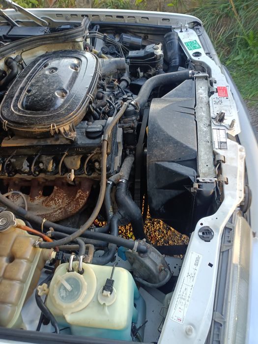 Мерцедес 124 на части