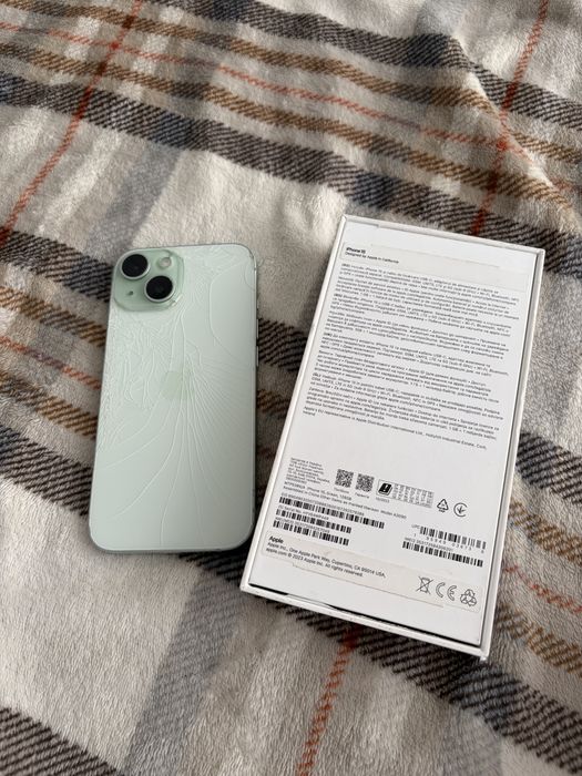 iPhone 15 128GB Green