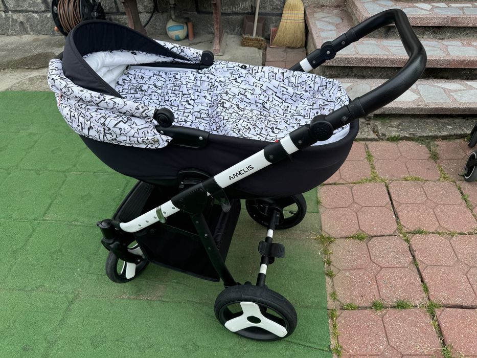 Бебешка количка Amelis