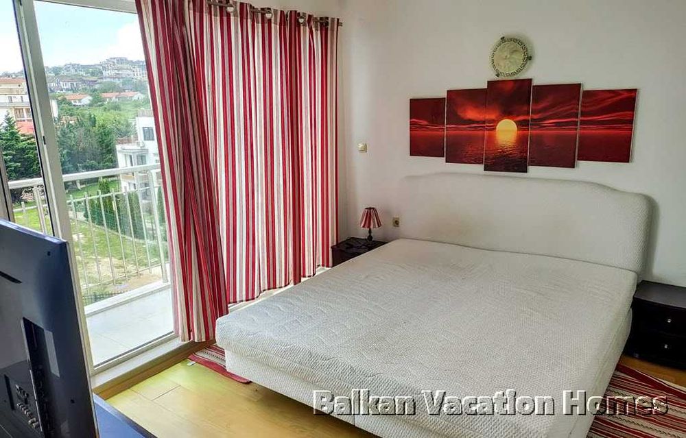 Продава се Двустаен апартамент в Бяла - 103 кв.м за 961 €/кв.м - Снимка #12