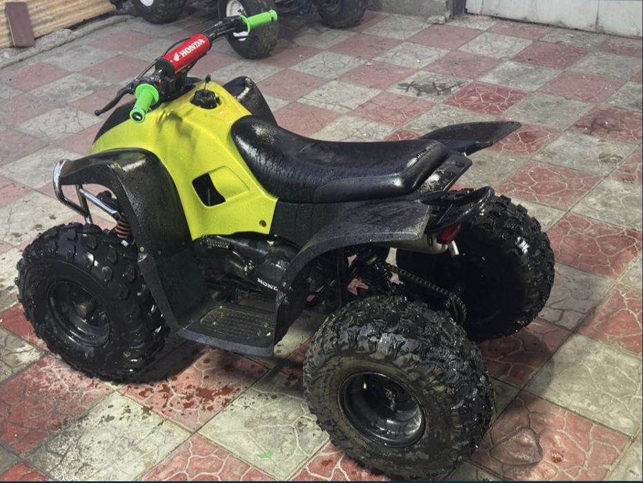 Квадроцикл Honda 125кубов обмен
