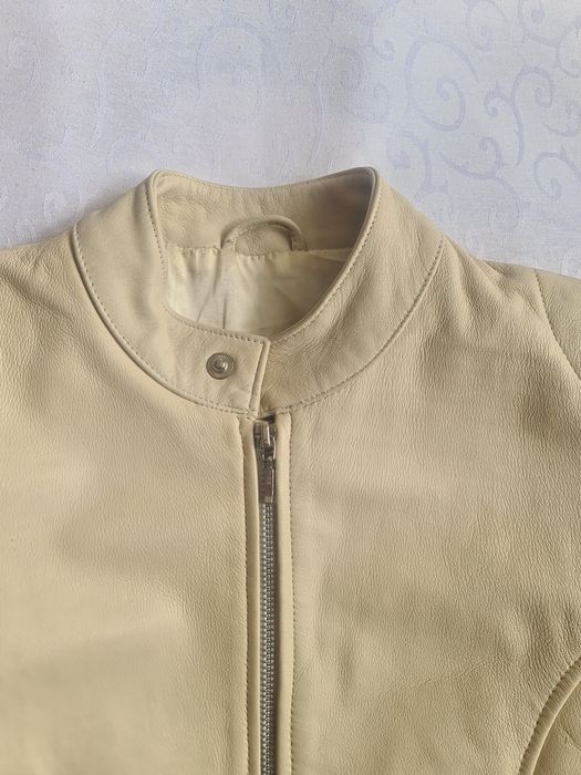 Кожаная женская куртка