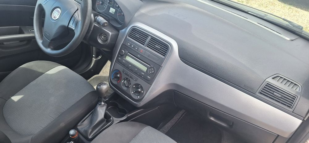 Fiat  Grande Punto   benzina    2014 !!!