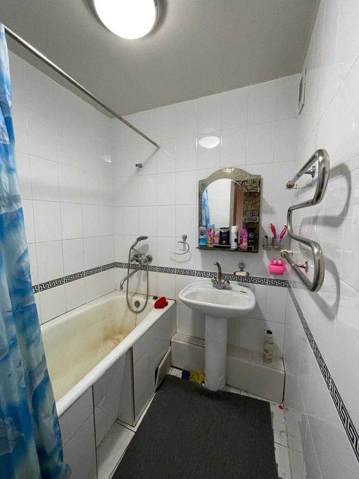 Юнусабад 8й квартал 4 комнатная 90 кв.м