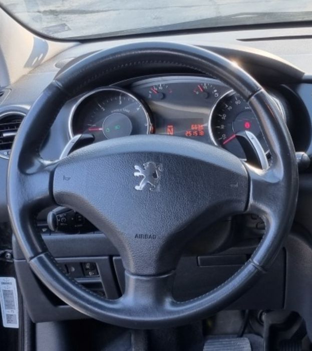 Кожен волан Peugeot 3008, 5008 (2009-2015) ‼️Без AirBag‼️